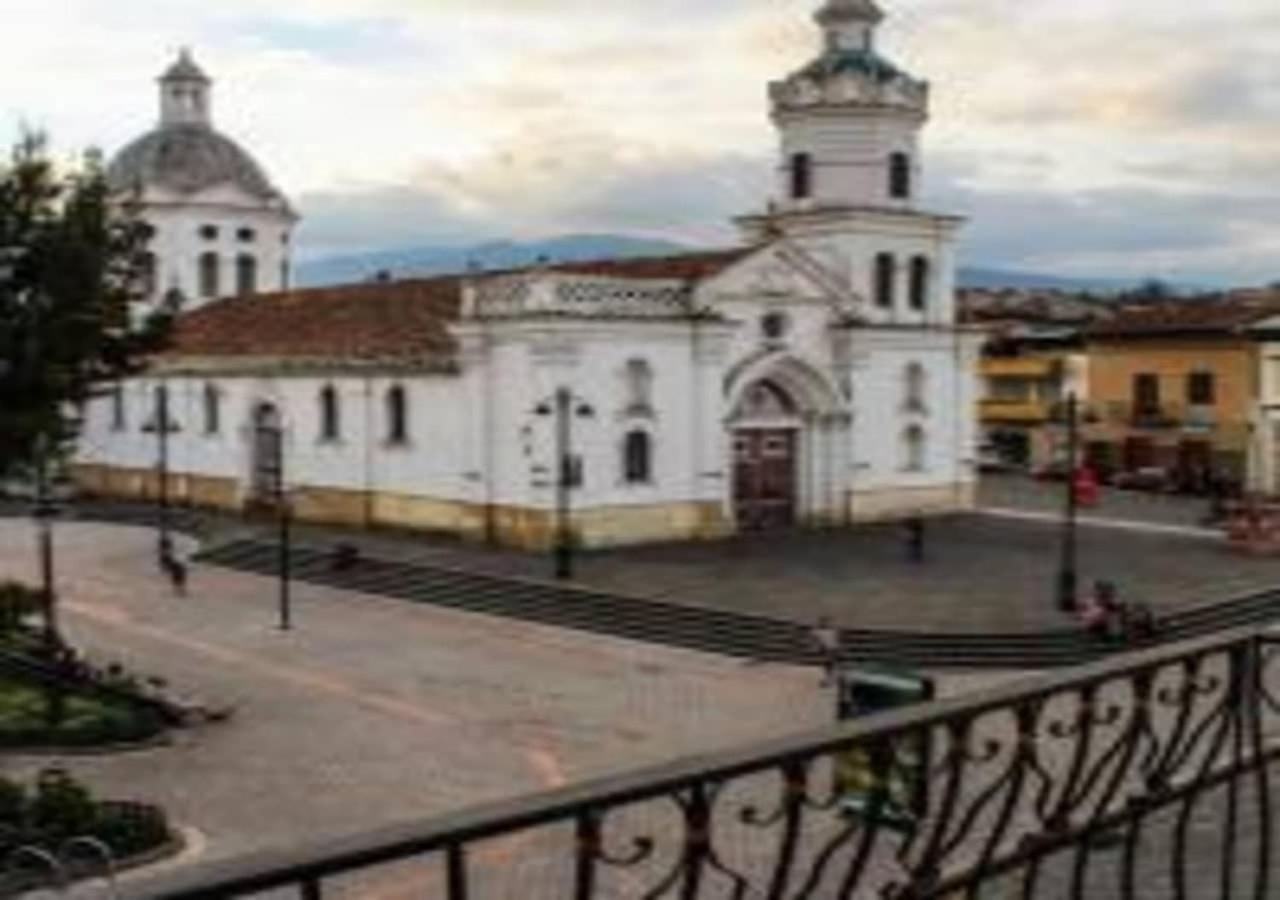 Hotel Azul De La Plaza By Chat Noir Cuenca Exterior photo