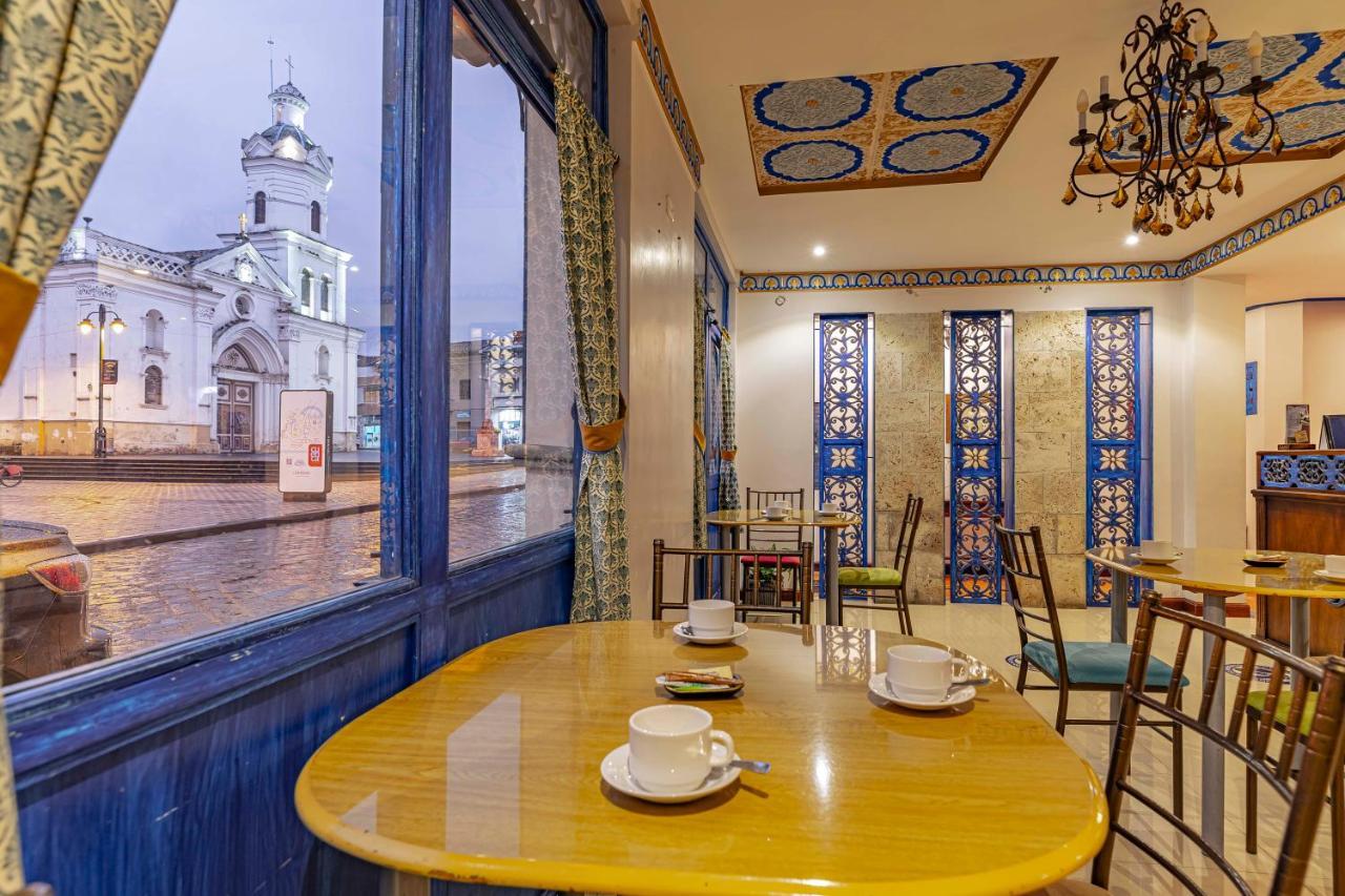 Hotel Azul De La Plaza By Chat Noir Cuenca Exterior photo