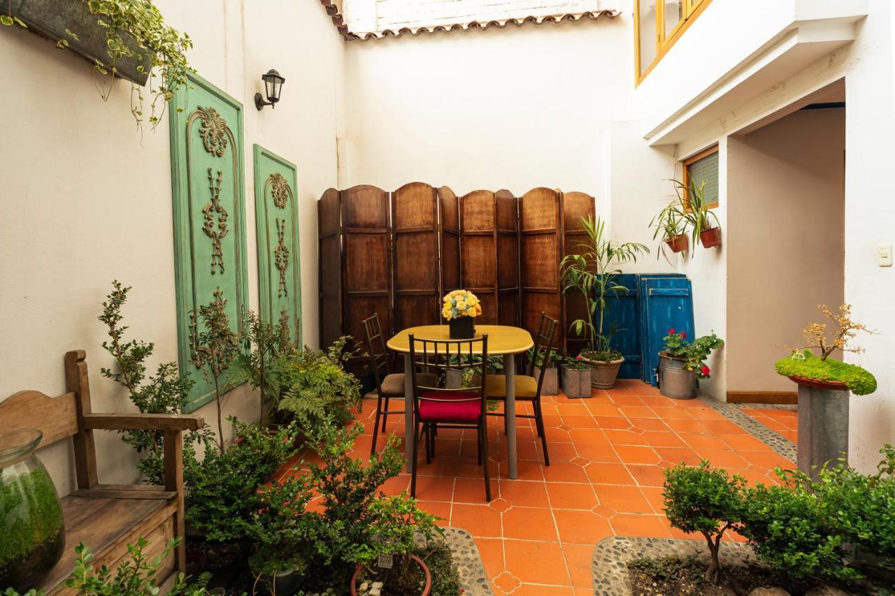 Hotel Azul De La Plaza By Chat Noir Cuenca Exterior photo